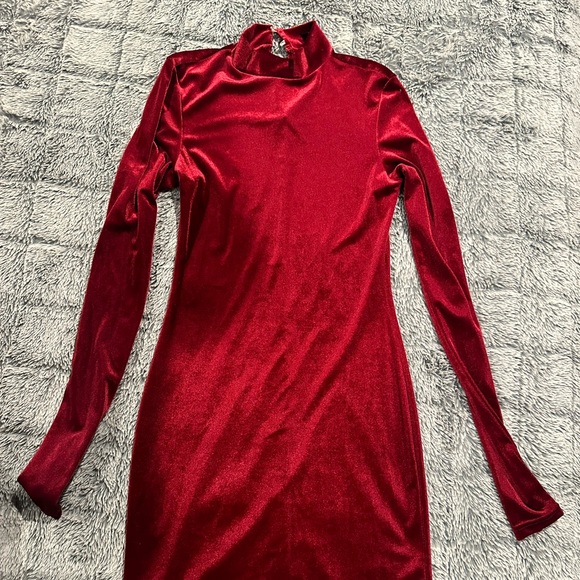 Beautiful suede dress - Picture 1 of 2
